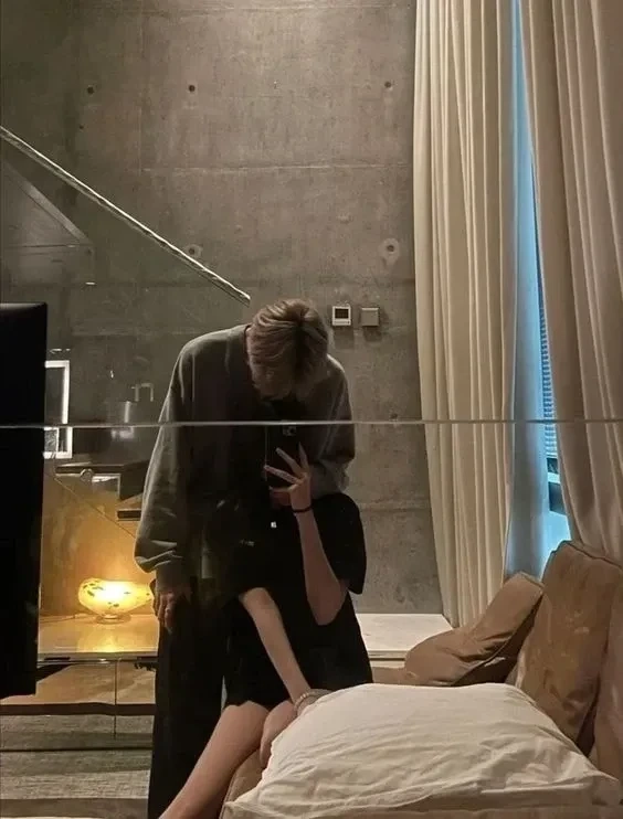 Hình ảnh cặp đôi anime với phong cách dễ thương và sinh động